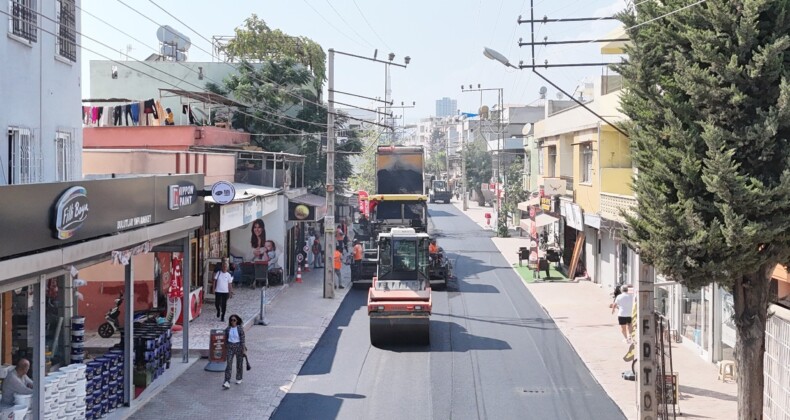 Mersin’de eskiyen caddeler yenileniyor