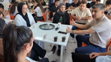 Akdeniz Belediyesinden gençlere üniversite hazırlık desteği