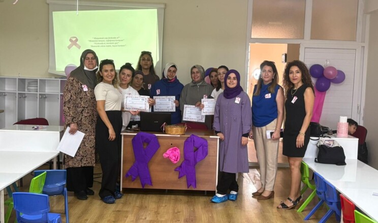 Erdemli’de meme kanseri farkındalık etkinlikleri