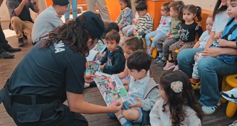 Mersin’de jandarma personeli çocuklarla etkinlik yaptı