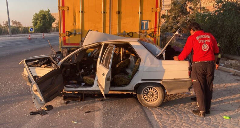 Kaza ölümle bitmişti: Otomobilin tıra çarpma anı kamerada