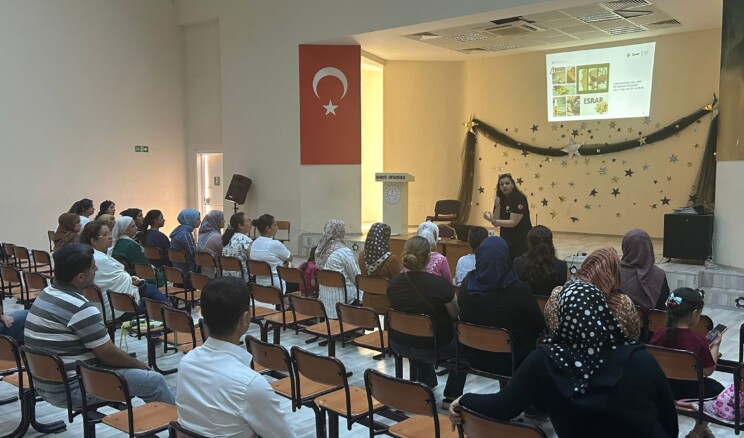 Mersin’de annelere madde bağımlılığıyla mücadele eğitimi