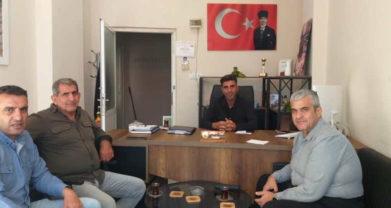 Akdeniz’de Muhtarlık İşleri Müdürlüğü, mahallelerin sorunlarını sahada dinliyor