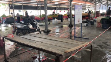 Tarsus Belediyesinin ekim ayı meclis toplantısında kentsel dönüşümden asansör kazası soruşturmasına, pazar denetimlerinden evsel atık bedeline kadar birçok önemli konu ele alındı. Belediye Başkanı Ali Boltaç şeffaf, adaletli ve hizmet odaklı yönetim anlayışını vurgularken “Bu şehre hizmet etmek benim için bir görevden öte, bir vefa borcudur”dedi.