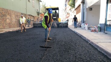 Akdeniz’de sokaklar yenileniyor