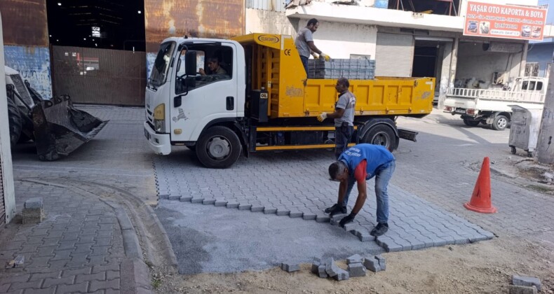 Akdeniz’de sokak yenileme çalışmaları sürüyor