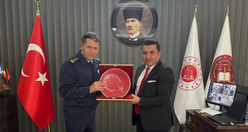 Albay Güngör ile Başsavcı Çatlı bir araya geldi