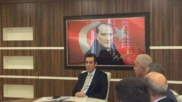 Bozyazı’da sahipsiz sokak hayvanları toplantısı