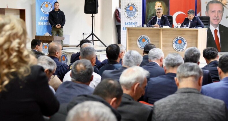 Vali Toros, Akdeniz’de muhtarların taleplerini dinledi