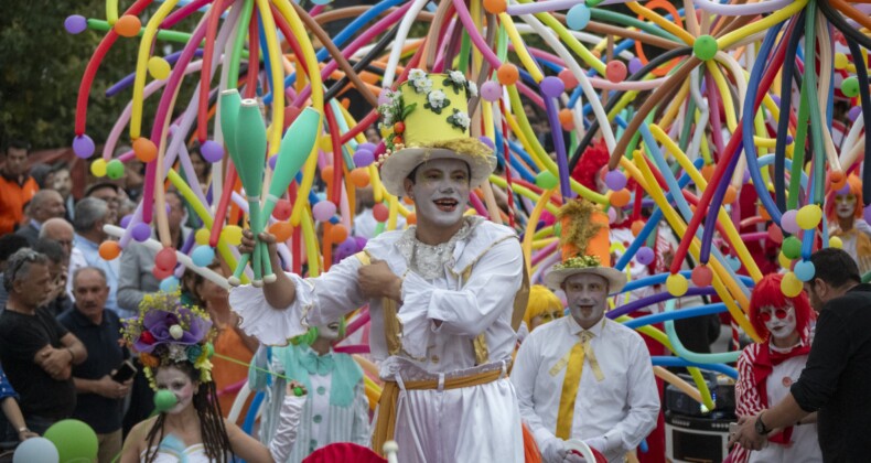 4. Ulusulararası Tarsus Festivali renkli görüntülerle başladı