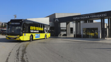 BÜYÜKŞEHİR’DEN 18 ELEKTRİKLİ OTOBÜS İLE MERSİN ULAŞIMINA ÇEVRECİ BİR DOKUNUŞ