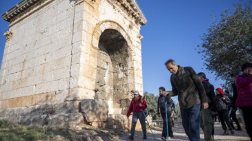 Tarihi Kilikya Yolu yürüyüşü doğa ve tarih tutkunlarını buluşturdu
