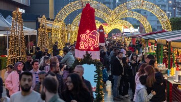 Sayapark’ta yılbaşı coşkusu tüm hızıyla devam ediyor