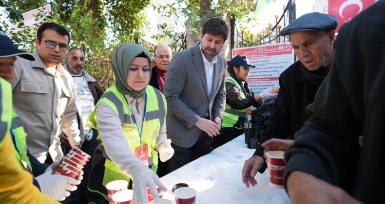 Tarsus’ta sıcak çorba ikramı başladı