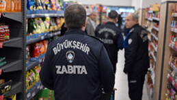 BÜYÜKŞEHİR ZABITA EKİPLERİ KENTTE DENETİMLERİNİ SÜRDÜYOR