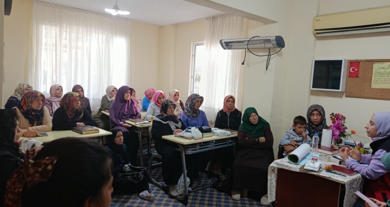 Anamur’da Manevi Değerlerle Güçlenen Aile Modeli Anlatıldı