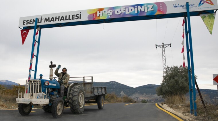 Mersin’de Esenli-Hebilli bağlantı yolu yenilenerek hizmete açıldı
