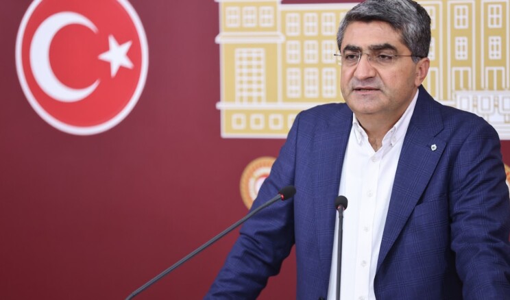 EKMEN: SAYIŞTAY KARARLARI KAMUYA AÇIK OLMALI