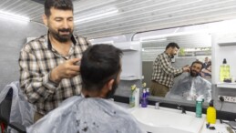 Kuaför ayağa geldi, vatandaş rahatladı