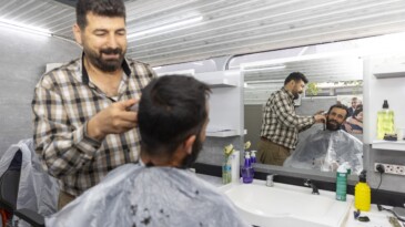 Kuaför ayağa geldi, vatandaş rahatladı