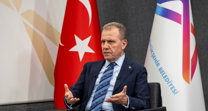 Başkan Seçer: “Mersin’in 30 yıllık imar sorununu çözdük”