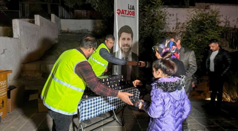 Tarsus’ta Regaib Kandili dayanışmayla karşılandı