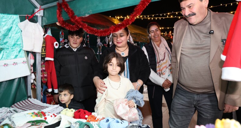 TOROSLAR CUMHURİYET ALANI YILBAŞI PAZARIYLA ŞENLENDİ