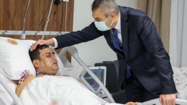 Öğrencinin vurduğu okul müdürü servise alındı, Bakan Tekin’le görüştü