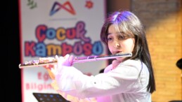 Mersin’de çocuk kampüsü öğrencilerinden sanat şöleni