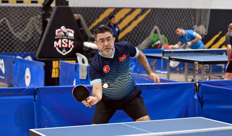 Mersin’de 5. Ulusal Masa Tenisi Veteran Turnuvası tamamlandı