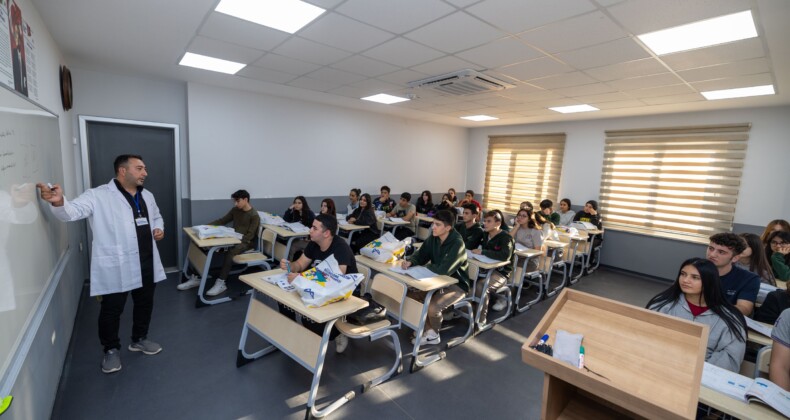 Mersin Büyükşehir Belediyesinin sosyal projeleri Türkiye’ye örnek oluyor