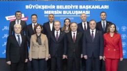 CHP’li Büyükşehir Belediye Başkanları Mersin’de buluştu