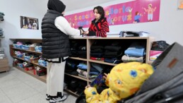 Mersin Büyükşehir Belediyesi, Kıyafet Evleri ile ailelerin yükünü hafifletiyor