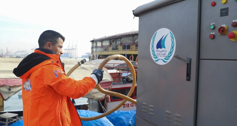 Mersin’de deniz kirliliğine geçit yok: 25 bin metreküp tekne atığı bertaraf edildi