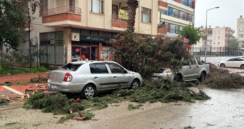 Mersin’de fırtına ve sağanak hayatı olumsuz etkiledi