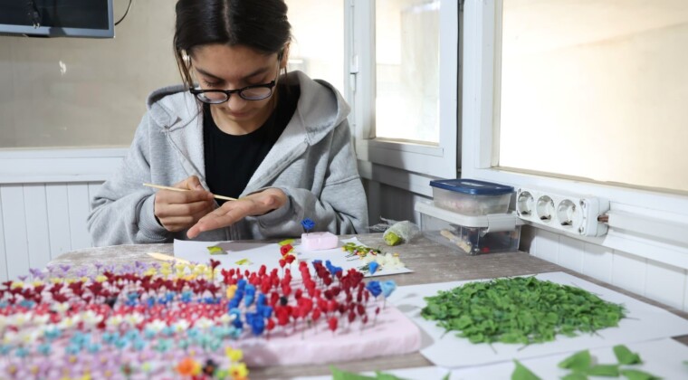 Kültür ve Sanat Evleri gençleri üretime kazandırıyor