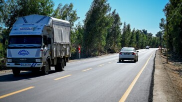 Mersin’de üreticilerin kullandığı yol yenilendi