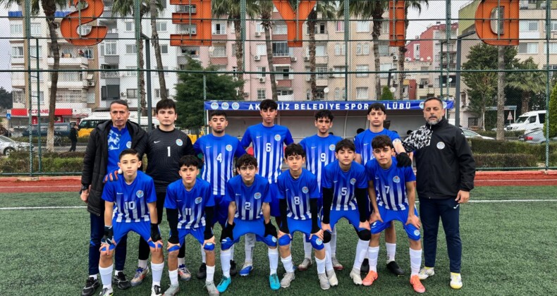AKDENİZ BELEDİYE SPOR U-14 FUTBOL TAKIMI TÜRKİYE ŞAMPİYONASINDA İLİMİZİ TEMSİL EDECEK