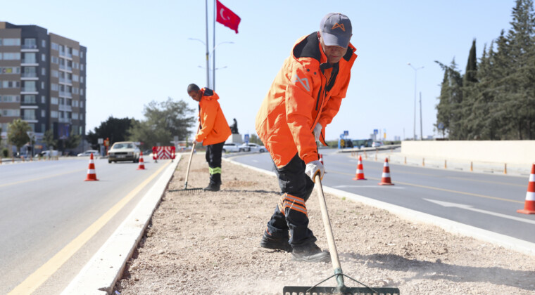 MERSİN BÜYÜKŞEHİR’DEN ‘AĞAÇLANDIRMA KAMPANYASI’