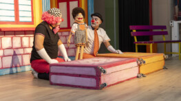 BÜYÜKŞEHİR İLE ÇOCUKLAR TİYATRO’DAN KÜTÜPHANE’YE UZANAN GÜZEL BİR GÜN GEÇİRDİ