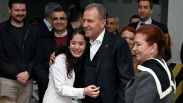 BAŞKAN SEÇER VE MERAL SEÇER, BOZYAZILI YURTTAŞLARLA İFTAR SOFRASINDA BULUŞTU