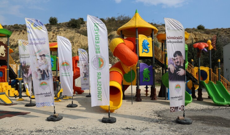 BAŞKAN YILDIZ’DAN ÇOCUKLARA MÜJDE!  TOROSLAR’A YENİ OYUN GRUPLARI VE SPOR ALETLERİ GELİYOR  BAŞKAN YILDIZ, “ÇOCUK SESLERİ PARKLARDAN HİÇ EKSİK OLMAYACAK”