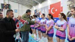 TOROSLAR’IN MELEKLERİ 8 MART’TA PARKEYE İNDİ  SAHADA BÜYÜK GALİBİYET, ANLAMLI KUTLAMA