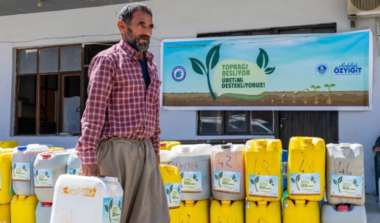 Yenişehir’de üreticiye ‘On numara’ hizmet Çiftçiye ücretsiz solucan gübresi desteği