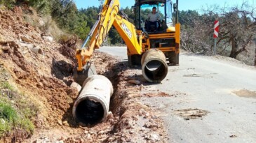 TOROSLAR BELEDİYESİ YAYLALARDA HİZMET ATAĞINI SÜRDÜRÜYOR