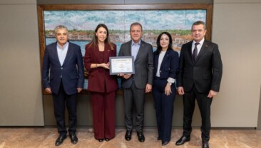 Mersin Büyükşehir, uluslararası standartlarda yönetim modeliyle öncü oldu