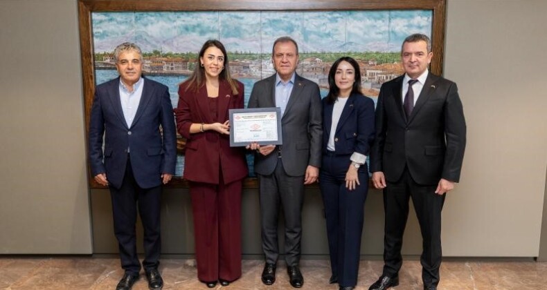 Mersin Büyükşehir, uluslararası standartlarda yönetim modeliyle öncü oldu