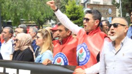 ÖĞRETMENLİK MESLEĞİNİN İTİBARI ARTTIRILMALI, EĞİTİM ÇALIŞANLARI GÜVENLİ ÇALIŞMA ORTAMINA KAVUŞTURULMALIDIR !