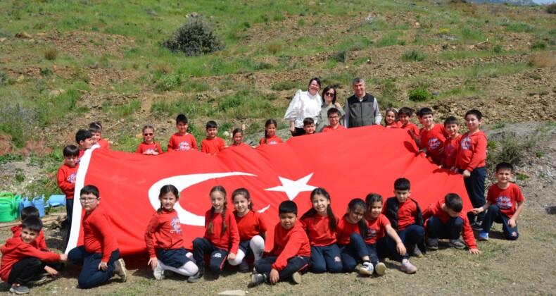 TBMM’NİN 106. YILINDA 106 FİDAN TOPRAKLA BULUŞTU