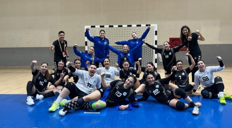 TOROSLAR’IN KADIN HENTBOL TAKIMI FİNAL-FOUR’DA